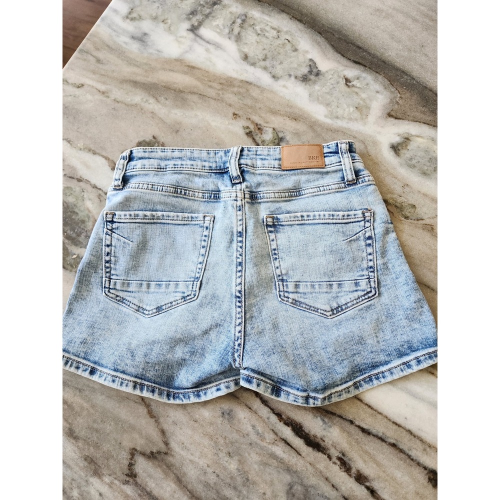 BKE Denim Women Light Acid Wash Distressed Jean Shorts Size 23 Ripped Stretch